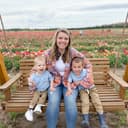 Lauren | Motherhood & Family Adventures (@mamasandmesses), parenting influencer on Instagram